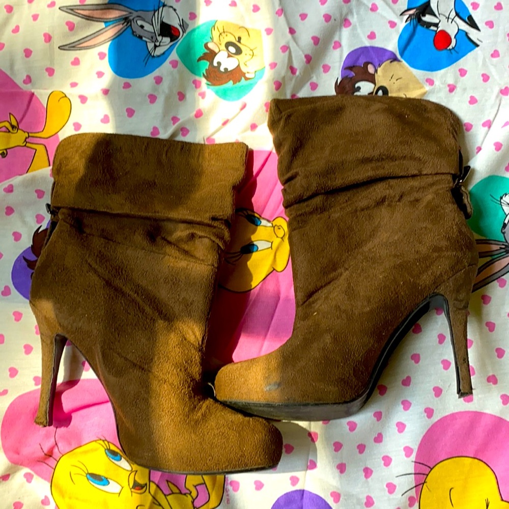 Calf Suede Brown